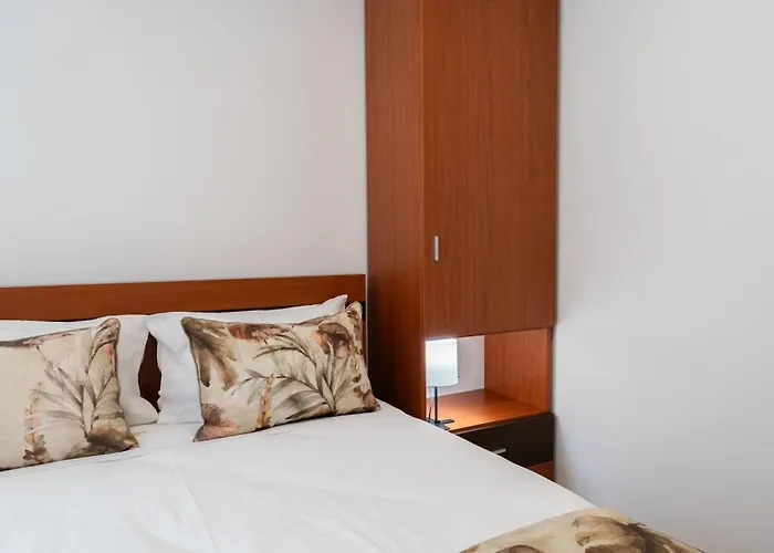 Casa Da Petisqueira 54, Paredes-oporto *